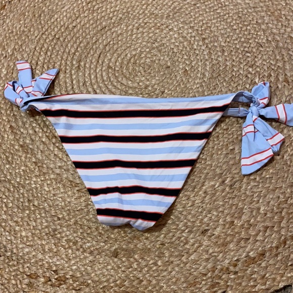 Gianni Bini swim bottoms, medium - Picture 2 of 2